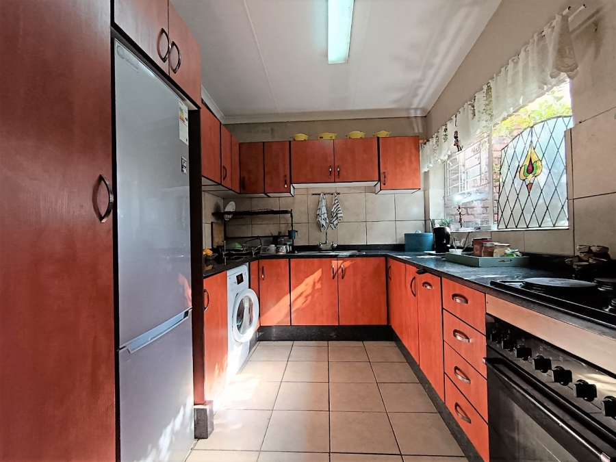 2 Bedroom Property for Sale in Meerhof North West